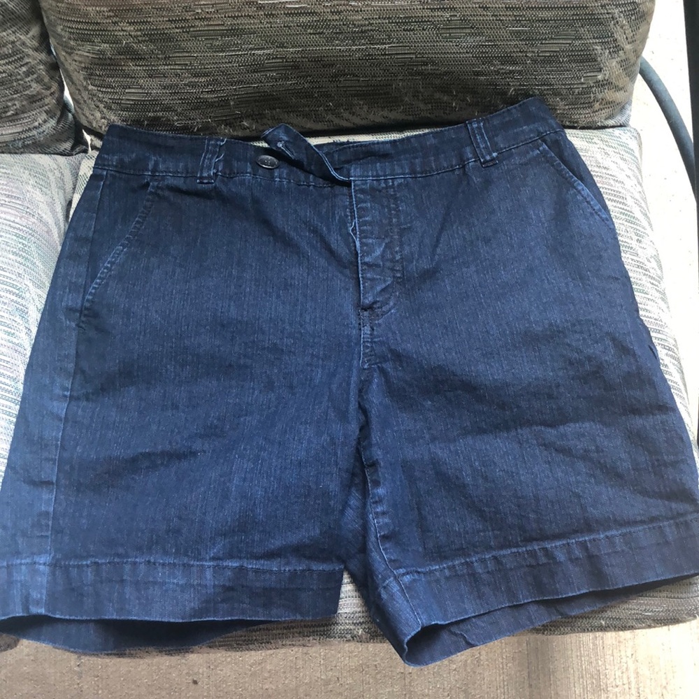 Bandolino Denim Dress Shorts